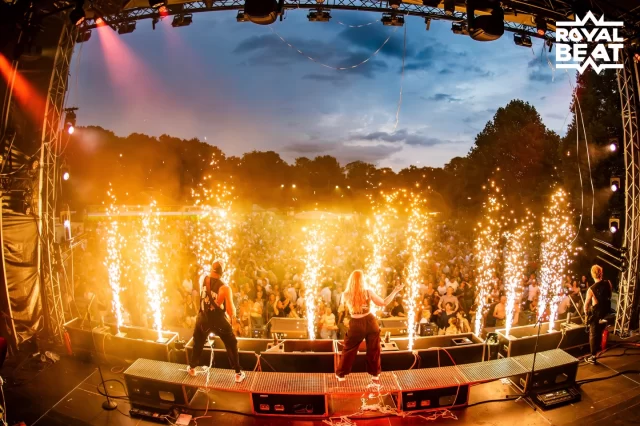 Terwijl komend weekend de lente officieel begint, zitten wij drie dagen opgesloten om te bouwen aan een nieuwe show. Zo doen we dat 😏🔥💪Seizoen ’26… we’re coming for you💥
📸: @photorik_
