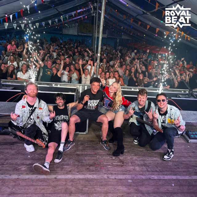 Of het nou bij @oktoberfestwitmarsum is of tijdens de @merkewitmarsum, één ding is zeker, waar Witmarsum is, is het feest! 🥳🔥