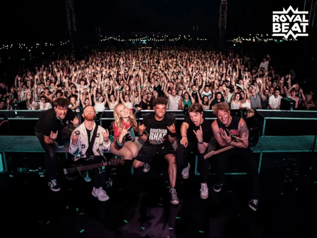 Amai @bergfeest De tweede keer in jullie awesome feesttent en hoewel onze verwachtingen al hoog waren, ging de lat nu helemaal als een granieten kogel door het tentzeil. Wat een knaller van een avond ❤️💥🔥 🇧🇪